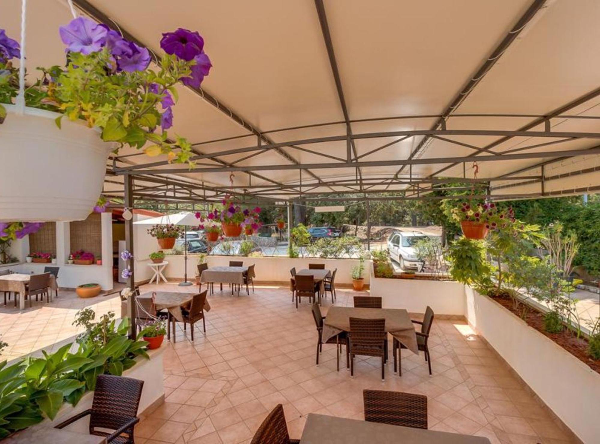 Pansion Belvedere Mali Lošinj Dış mekan fotoğraf