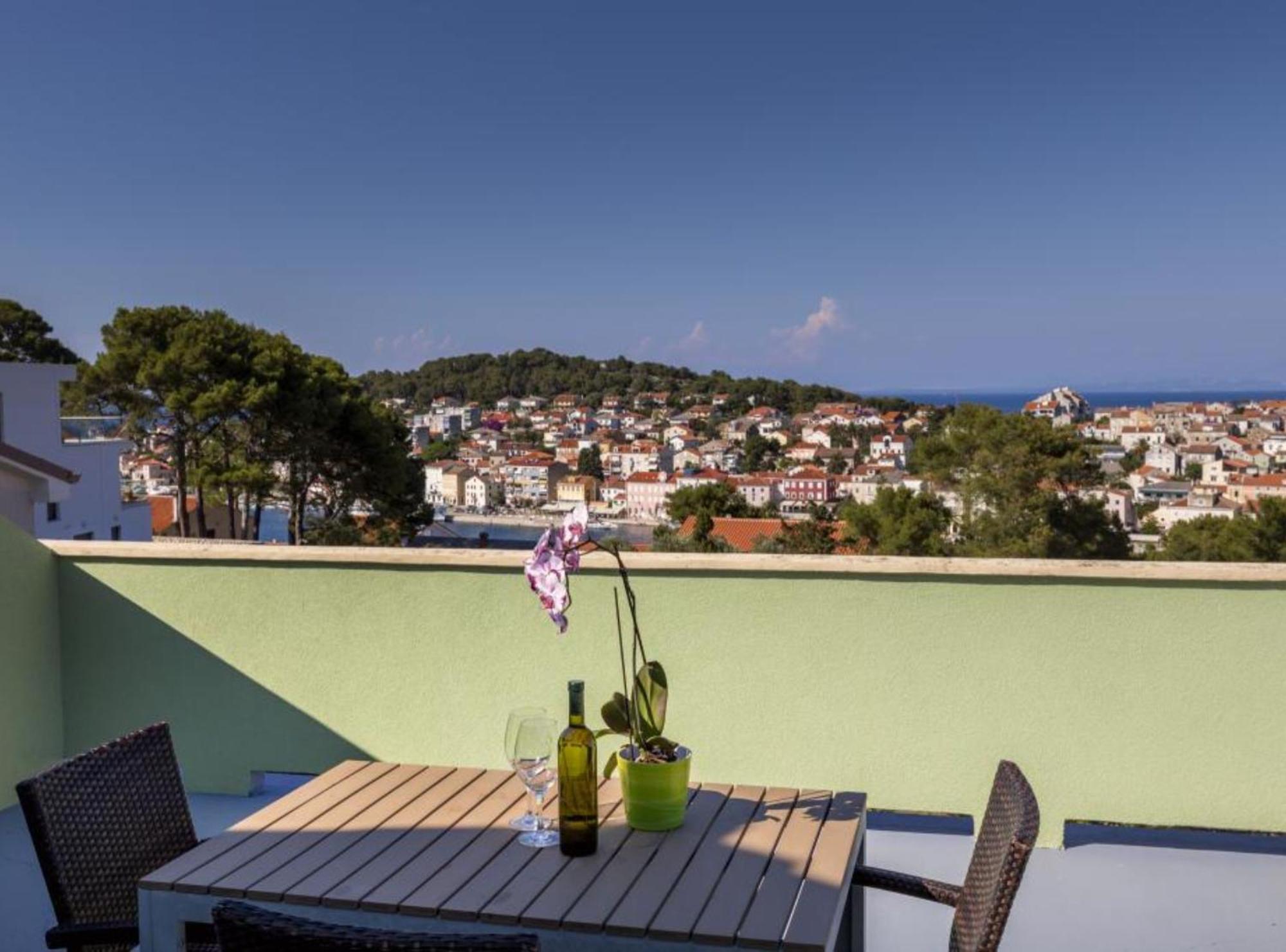 Pansion Belvedere Mali Lošinj Dış mekan fotoğraf